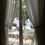 Paraliako Κaterina Lakefront - Biker Friendly Hotel מלון 3*