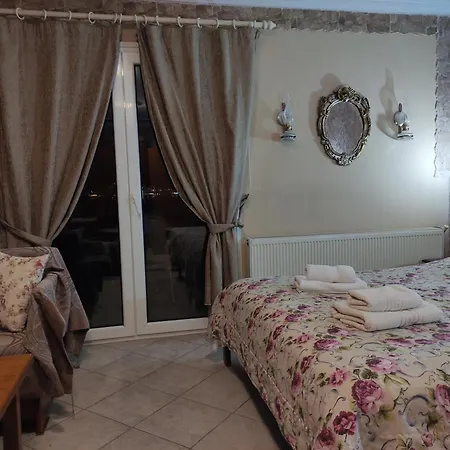 Ξενοδοχείο Paraliako Κaterina Lakefront - Biker Friendly Hotel 3*