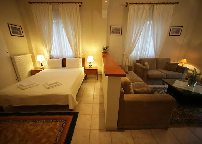 Ξενοδοχείο Paraliako Κaterina Lakefront - Biker Friendly Hotel Καστοριά