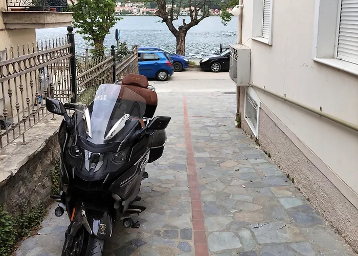 Paraliako Κaterina Lakefront - Biker Friendly Hotel 3*