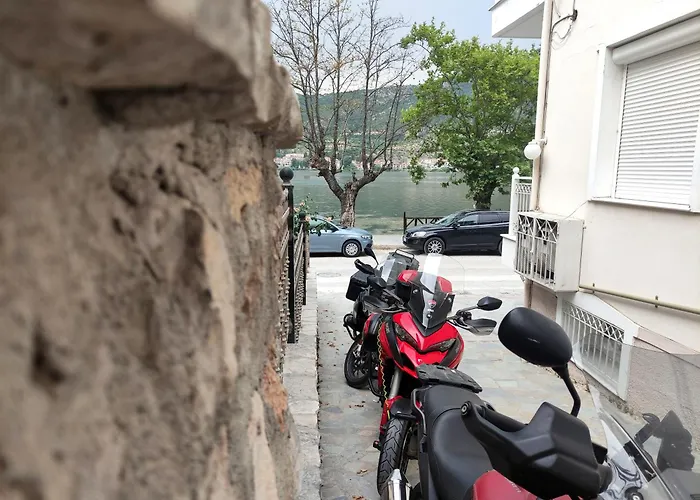 Paraliako Κaterina Lakefront - Biker Friendly Hotel 3*